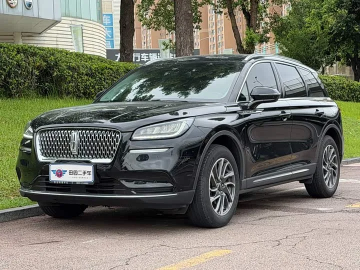 Lincoln Corsair 2022 из Китая — купить под ключ