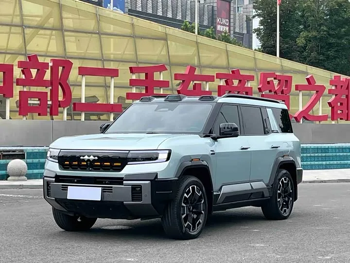 BYD FangChengBao Leopard 8 2025 из Китая — купить под ключ