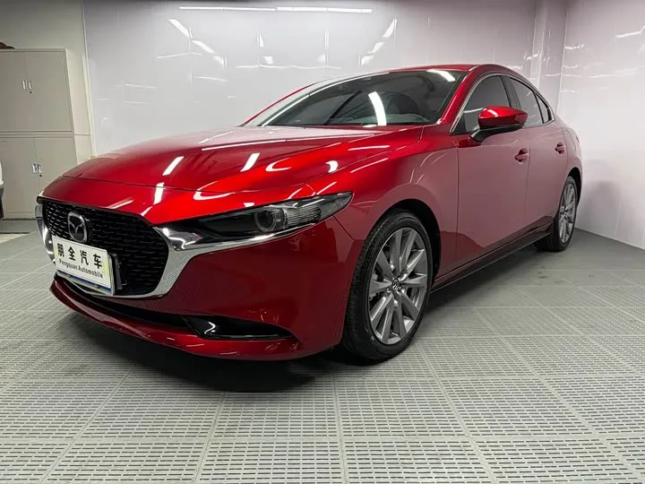 Mazda 3 (Axela) 2023 из Китая — купить под ключ
