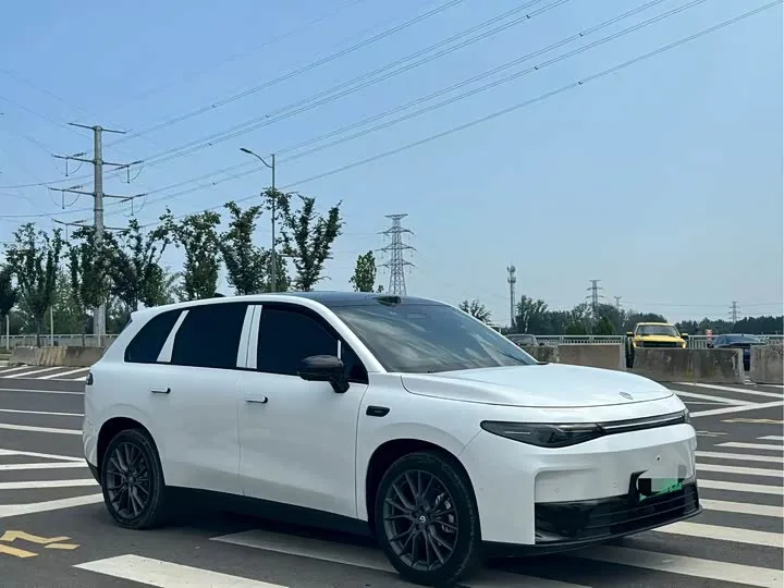 Leapmotor C10 2026 из Китая — купить под ключ