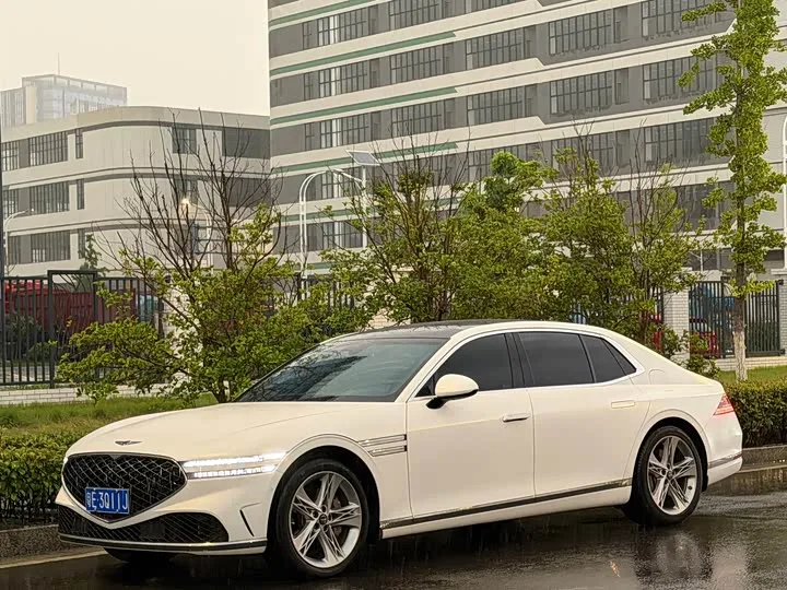 Genesis G90 2023 из Китая — купить под ключ