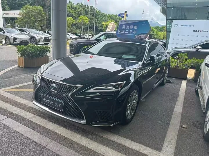 Lexus LS 2023 из Китая — купить под ключ