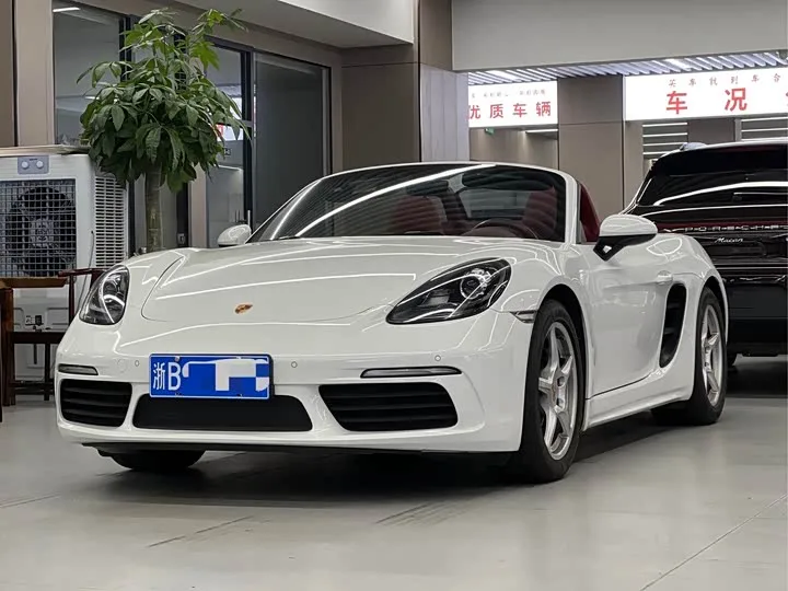 Porsche 718 2022 из Китая — купить под ключ