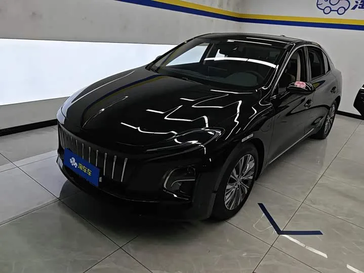 Hongqi E-QM5 2024 из Китая — купить под ключ