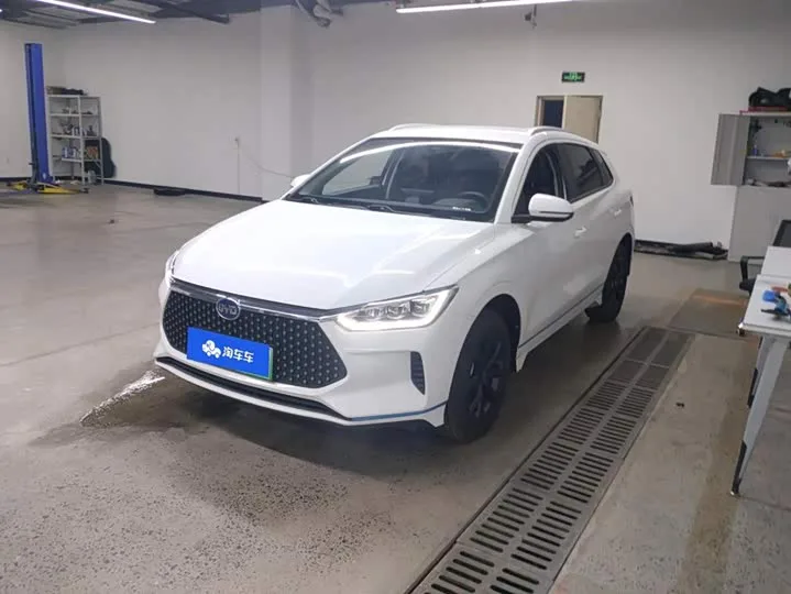 BYD E2 2021 из Китая — купить под ключ