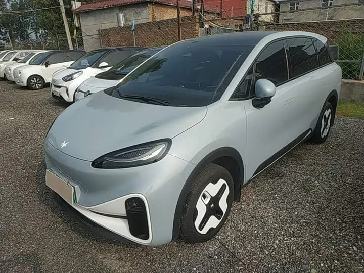 BAIC Arcfox Kaola S 2025 из Китая — купить под ключ