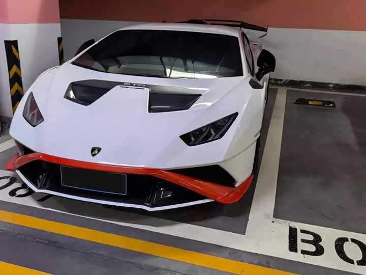 Lamborghini Huracán 2022 из Китая — купить под ключ