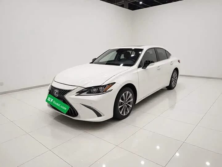 Lexus ES 2023 из Китая — купить под ключ