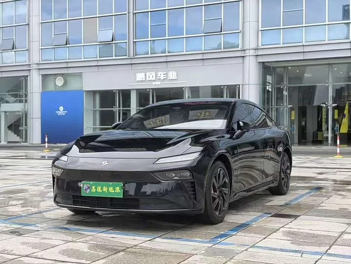 Dongfeng Yipai eπ 007 2024 из Китая — купить под ключ