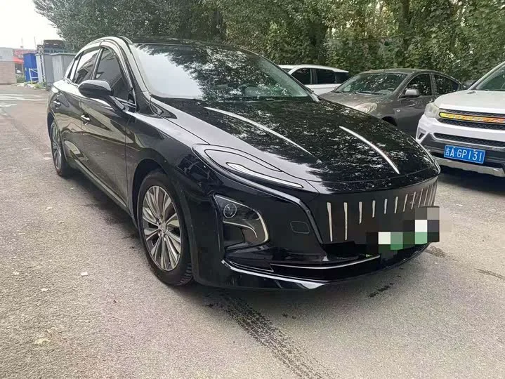 Hongqi E-QM5 2024 из Китая — купить под ключ