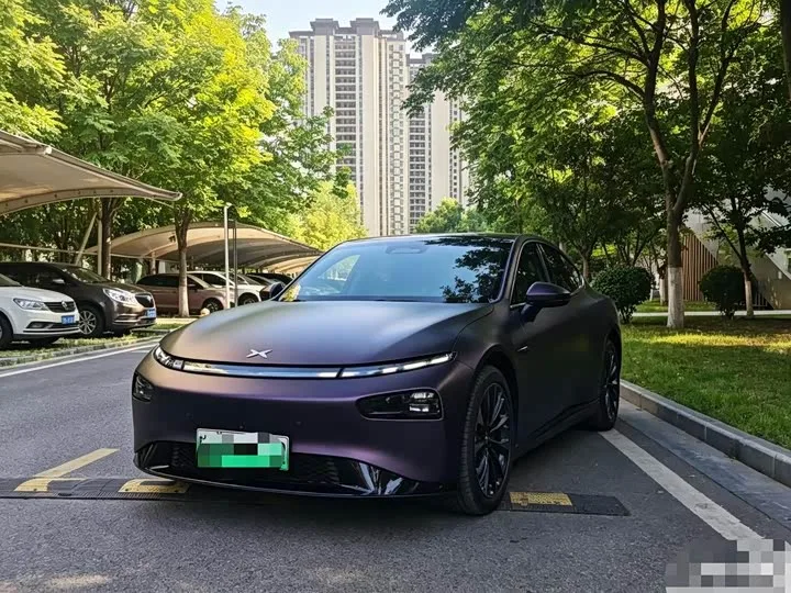 XPeng P7 2023 из Китая — купить под ключ