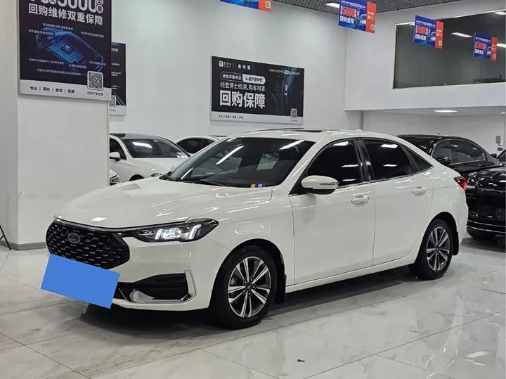 Ford Escort 2022 из Китая — купить под ключ