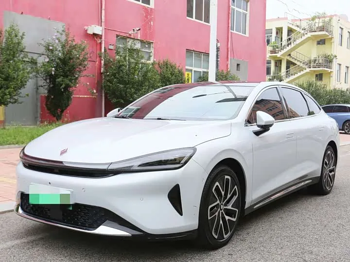 Baojun Xiangjing 2025 из Китая — купить под ключ