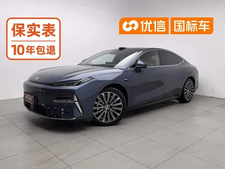 Geely Galaxy Starshine 8 EM-i 2025 из Китая — купить под ключ