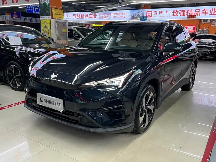 BAIC Arcfox Alpha T5 2025 из Китая — купить под ключ