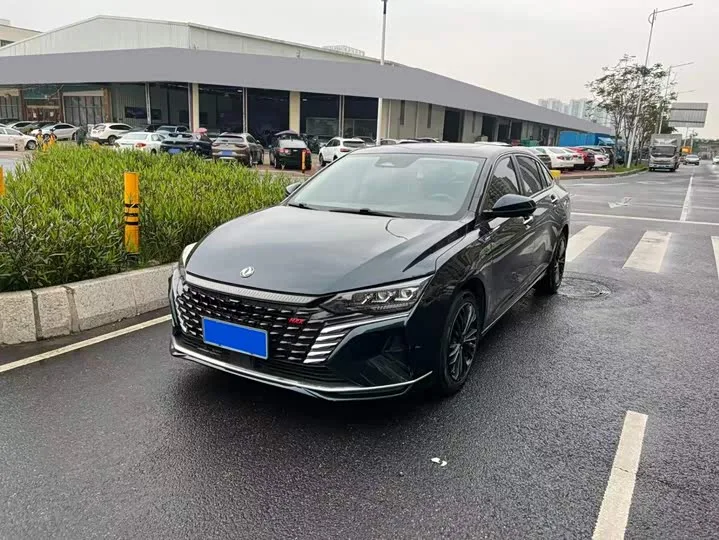 Dongfeng Aeolus Yixuan Max 2022 из Китая — купить под ключ