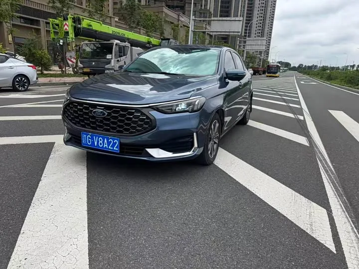 Ford Escort 2022 из Китая — купить под ключ
