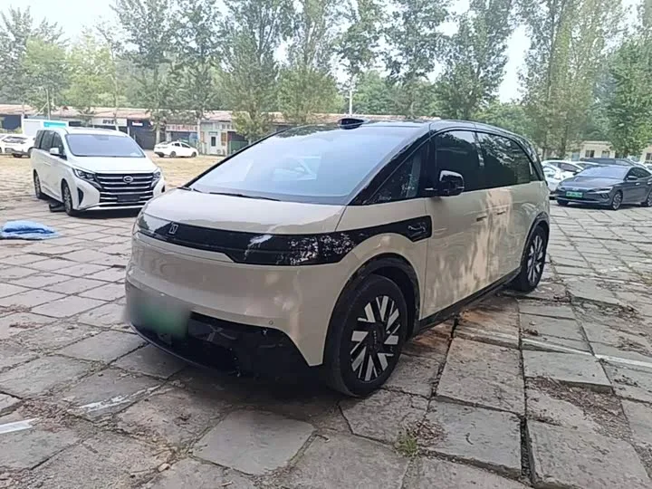 Zeekr Mix 2025 из Китая — купить под ключ