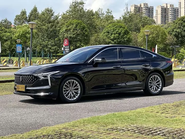 Bestune B70 2023 из Китая — купить под ключ