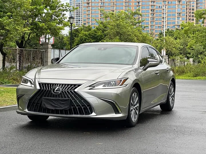Lexus ES 2023 из Китая — купить под ключ