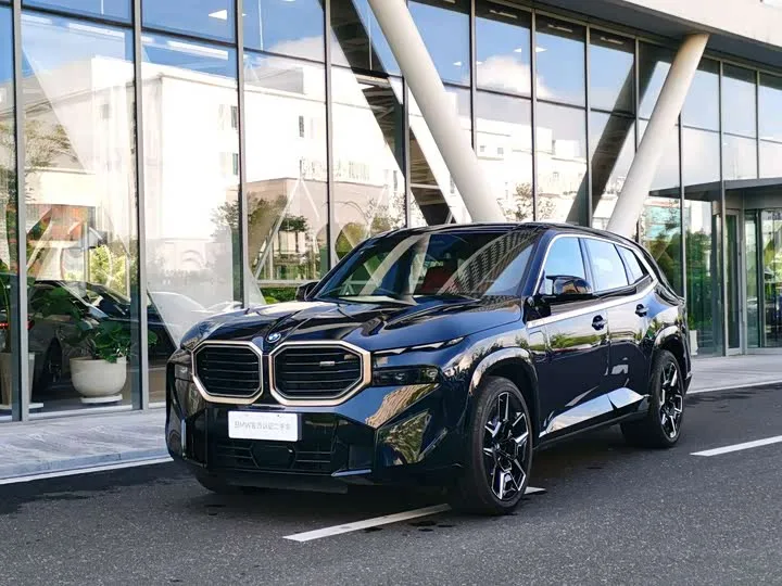 BMW XM 2025 из Китая — купить под ключ