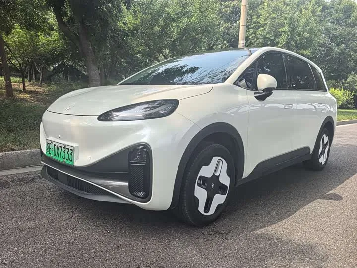 BAIC Arcfox Kaola S 2025 из Китая — купить под ключ