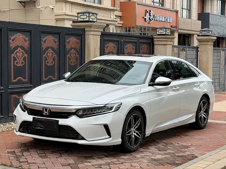 Honda Inspire 2023 из Китая — купить под ключ
