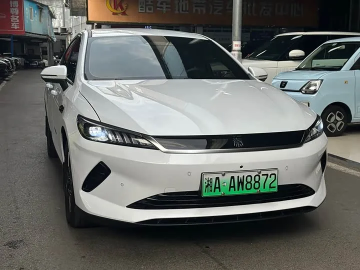 BYD Qin Plus 2025 из Китая — купить под ключ