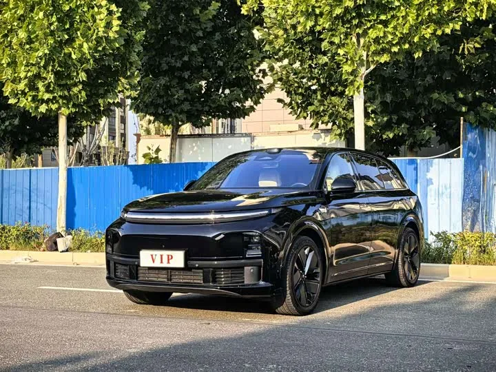 LiXiang L7 2025 из Китая — купить под ключ
