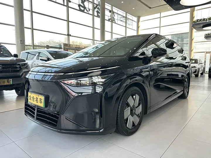 XPeng X9 2026 из Китая — купить под ключ