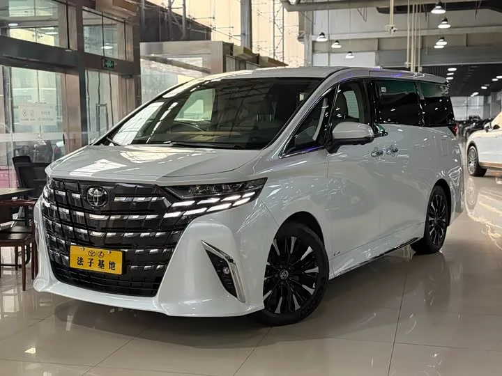 Toyota Alphard 2024 из Китая — купить под ключ