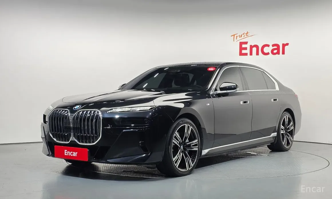 BMW i7 2023 из Кореи — купить под ключ