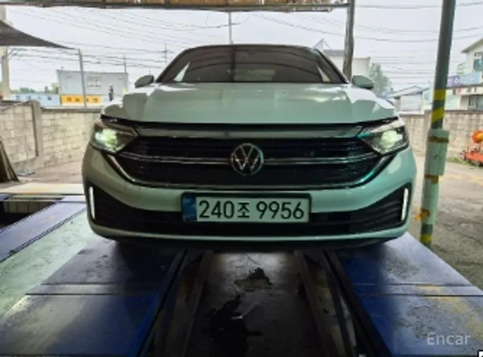 Volkswagen Jetta 2024 из Кореи — купить под ключ