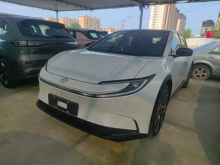 Toyota bZ5 2026 из Китая — купить под ключ