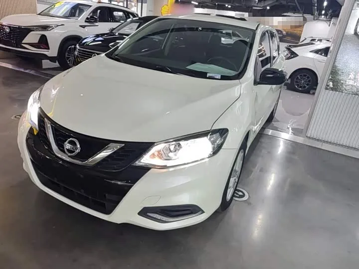 Nissan Tiida 2022 из Китая — купить под ключ