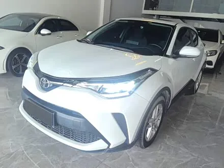 Toyota C-HR 2023 из Китая — купить под ключ