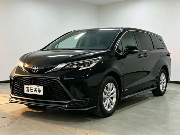 Toyota Granvia 2023 из Китая — купить под ключ