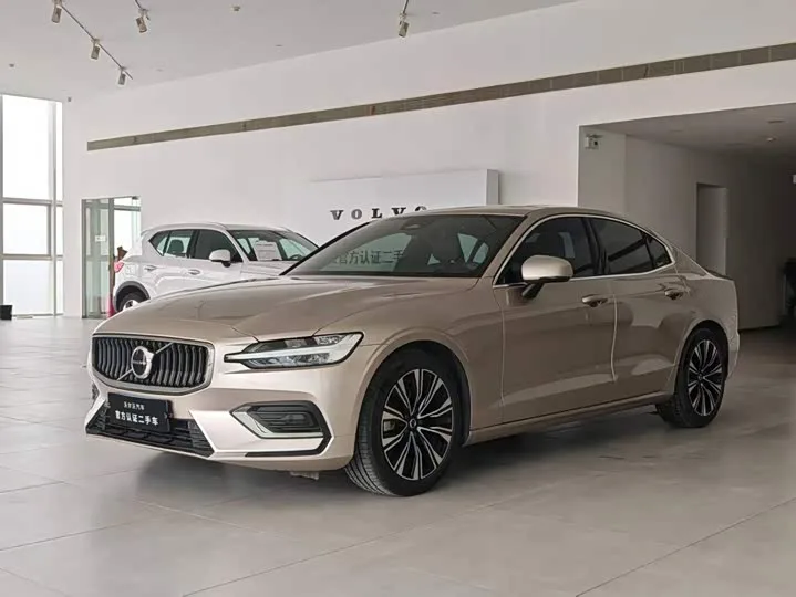 Volvo S60 2024 из Китая — купить под ключ