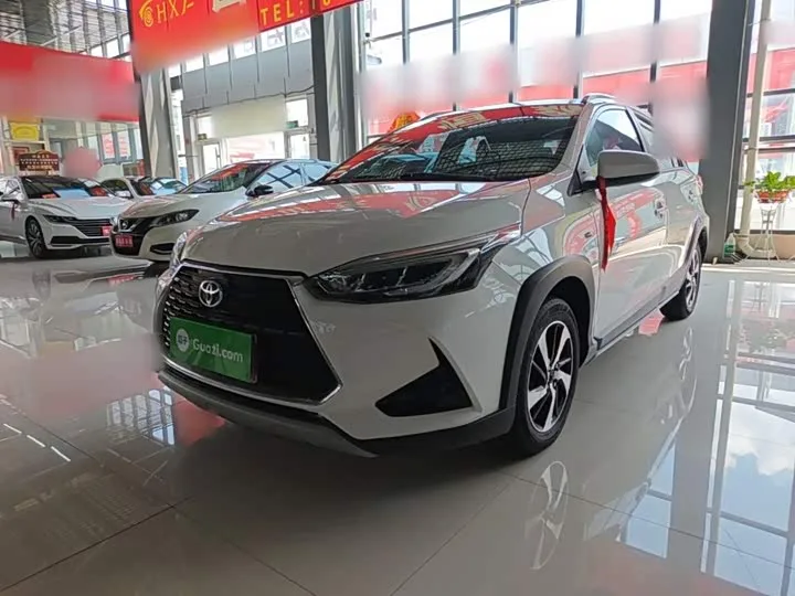 Toyota Yaris L Hatchback 2022 из Китая — купить под ключ