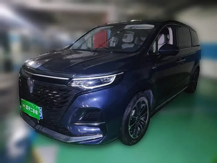 Roewe iMax 8 2022 из Китая — купить под ключ