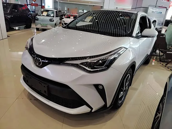 Toyota C-HR 2022 из Китая — купить под ключ