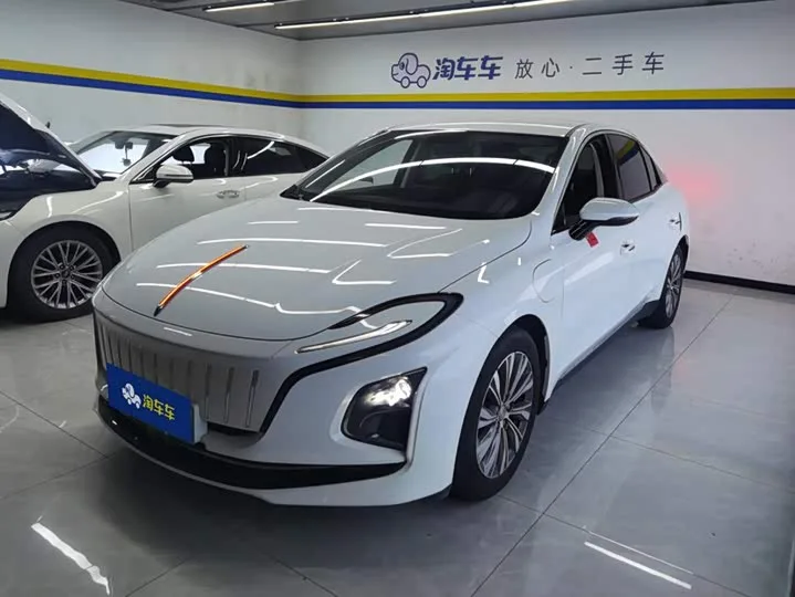 Hongqi E-QM5 2023 из Китая — купить под ключ