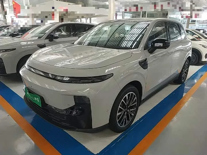 Leapmotor B10 2025 из Китая — купить под ключ