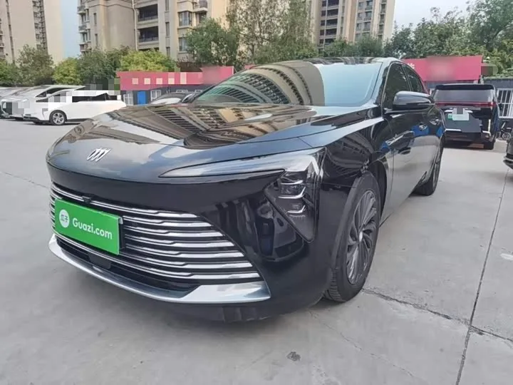 Buick LaCrosse 2025 из Китая — купить под ключ