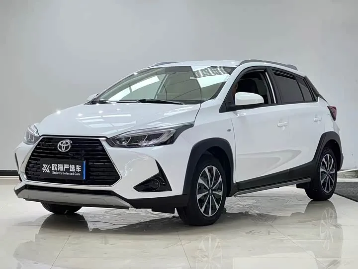 Toyota Yaris L Hatchback 2022 из Китая — купить под ключ
