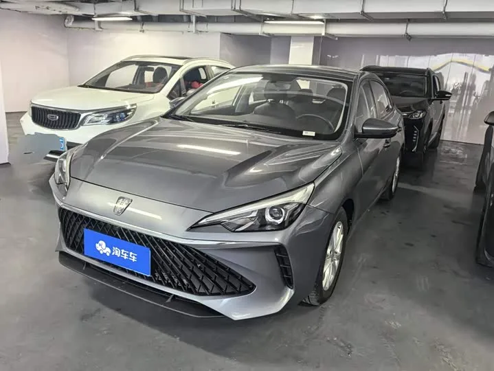 Roewe i5 2025 из Китая — купить под ключ
