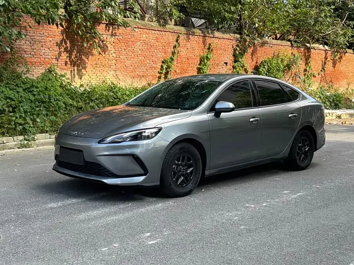 BYD Seal 05 DM-i Hybrid 2025 из Китая — купить под ключ