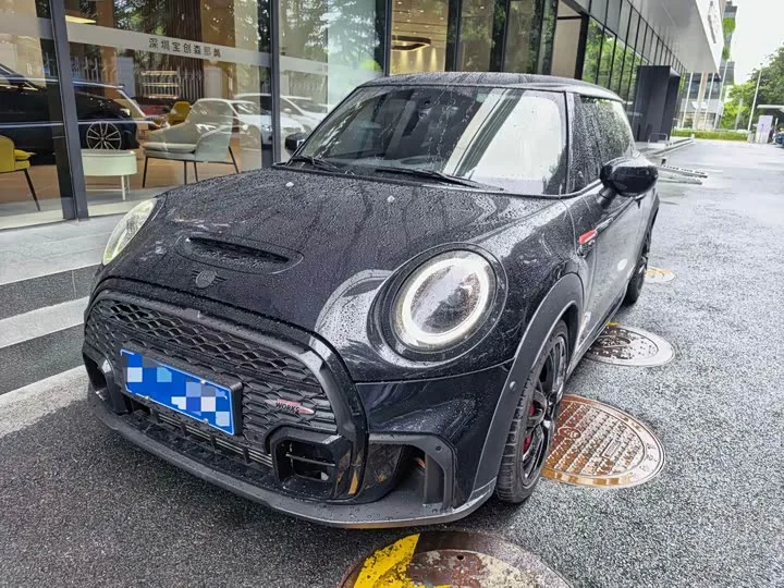 Mini Mini JCW 2022 из Китая — купить под ключ