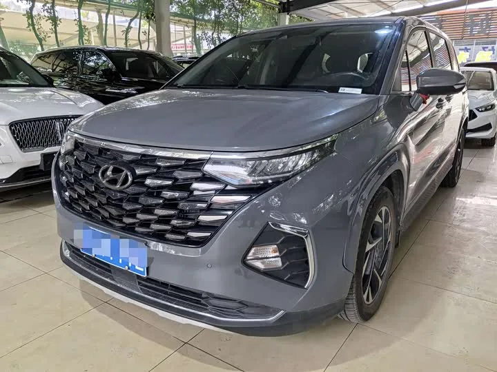 Hyundai Custo 2022 из Китая — купить под ключ
