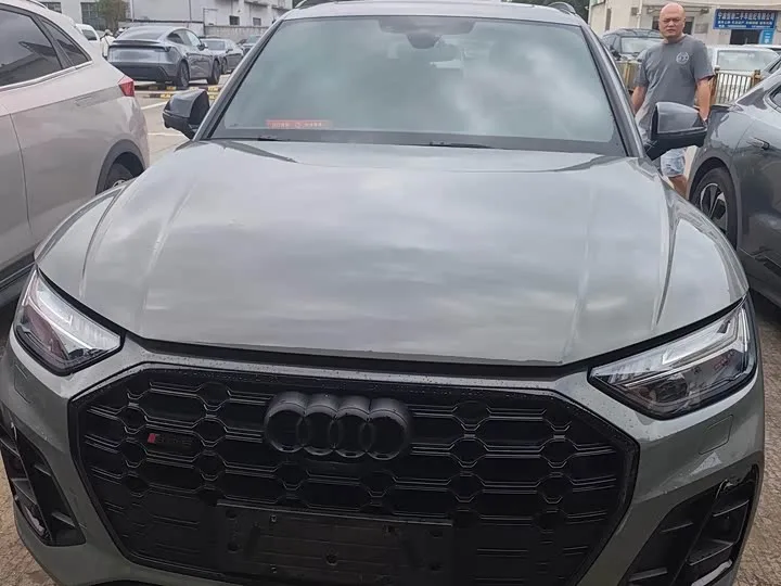 Audi SQ5 2023 из Китая — купить под ключ